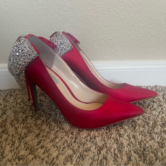 Betsey Johnson Shoes - Betsey Johnson Red Satin Heels with Sparkling Bow